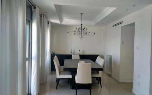 Luxurious 5 bedroom penthouse with amazing views of Jerusalem in Holyland!