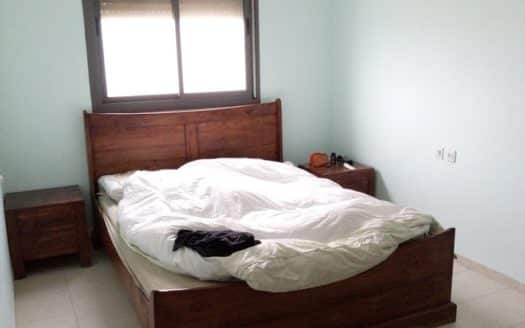 Bel appartement dans immeuble recent et tres bien situe!