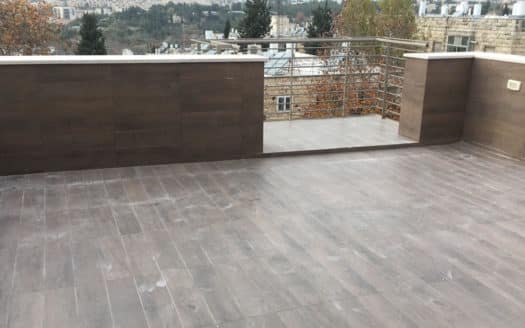 Splendid penthouse in the heart of Katamon Hayeshana!