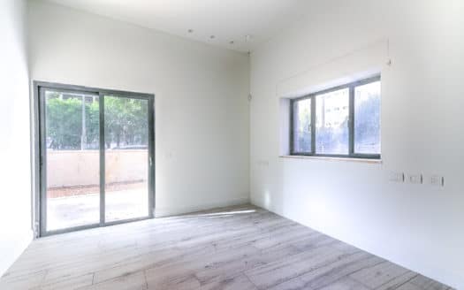 Beautiful garden apartment 3 rooms in a new building in Rechavia!