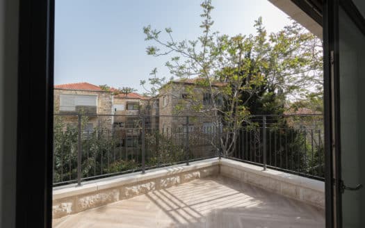 Appartement 4 pieces luxueux dans un nouvel immeuble a Rehavia!