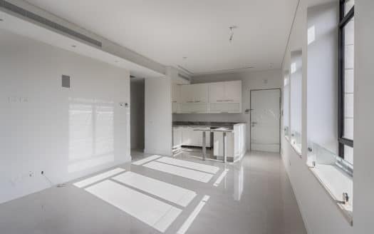 In a new building! Luxury 2 bedroom apartment in the heart of Rechavia!