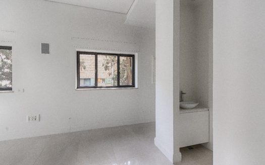 Appartement 4 pieces luxueux dans un nouvel immeuble a Rehavia!