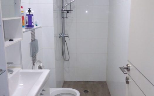 Magnifique penthouse renove dans maison arabe 4 pieces!