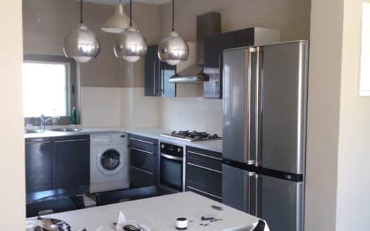 Magnifique penthouse renove dans maison arabe 4 pieces!