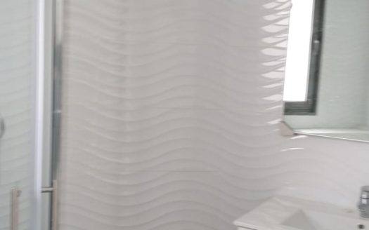 Bel appartement 4 pieces a vendre dans un nouvel immeuble, Ramat Sharet!