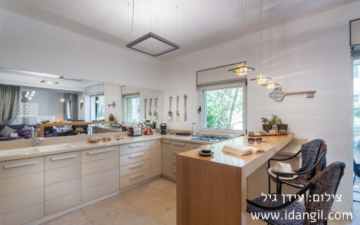 Amazing 4 BR garden apartment in the heart of Talbiyeh for sale!