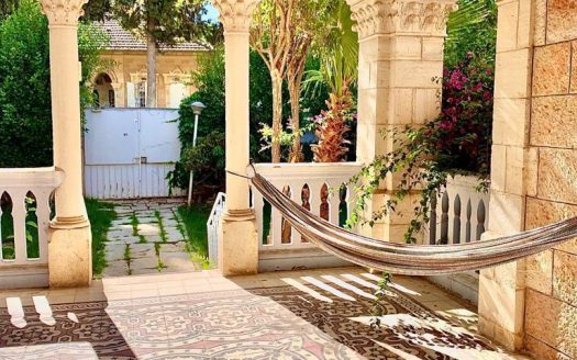 Magnificent villa in the heart of the German Colony!