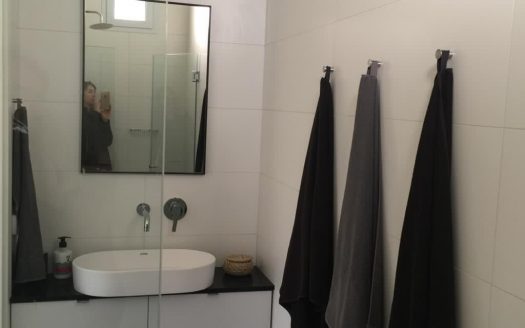 Beautiful 4 rooms for sale in Talbiyeh (Private land)