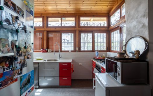 Amazing garden apartment 3 rooms in Mekor Haim for sale!