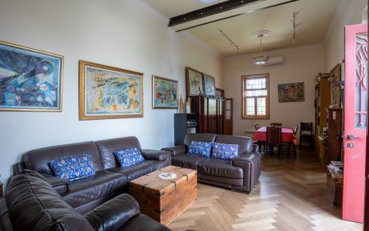 Amazing garden apartment 3 rooms in Mekor Haim for sale!
