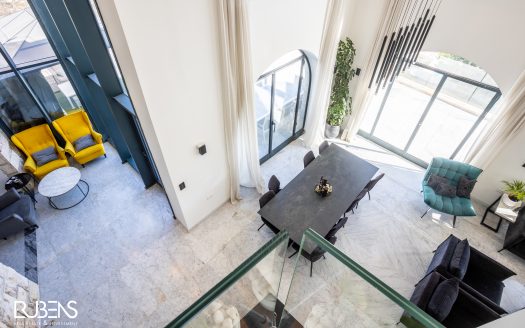 THE MOST BEAUTIFUL HOUSE IN JERUSALEM!