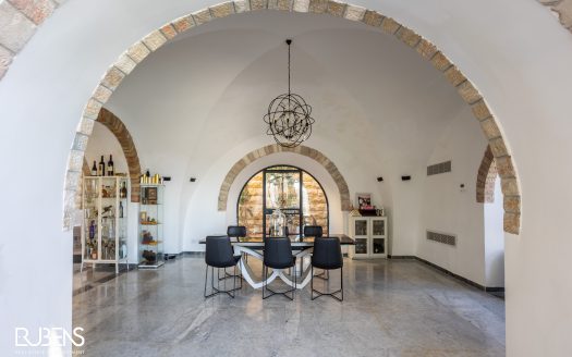 THE MOST BEAUTIFUL HOUSE IN JERUSALEM!