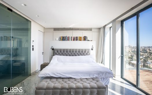 THE MOST BEAUTIFUL HOUSE IN JERUSALEM!