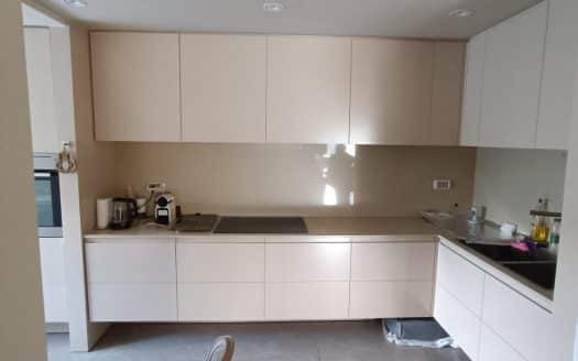 דירה מהממת בבקעה משופצת ברמה!