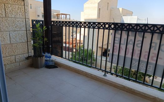 3.5 rooms for sale in Har Homa